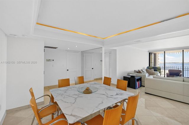 2 Grove Isle Dr B1505, Miami, FL 33133