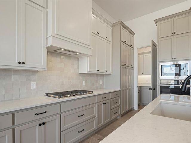 7805 NW 163rd Street, Oklahoma City, OK 73013