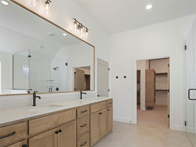 7805 NW 163rd Street, Oklahoma City, OK 73013