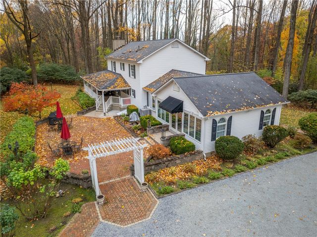 113 Silver Spring Trail, Hempfield Twp, PA 15601