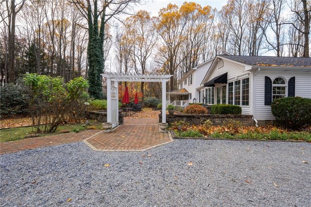 113 Silver Spring Trail, Hempfield Twp, PA 15601