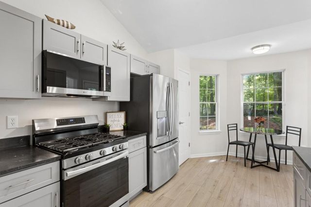 2064 Cherokee Ridge Trail NW, Kennesaw, GA 30144