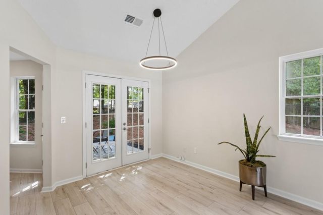 2064 Cherokee Ridge Trail NW, Kennesaw, GA 30144