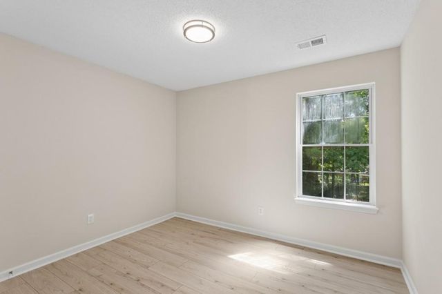 2064 Cherokee Ridge Trail NW, Kennesaw, GA 30144