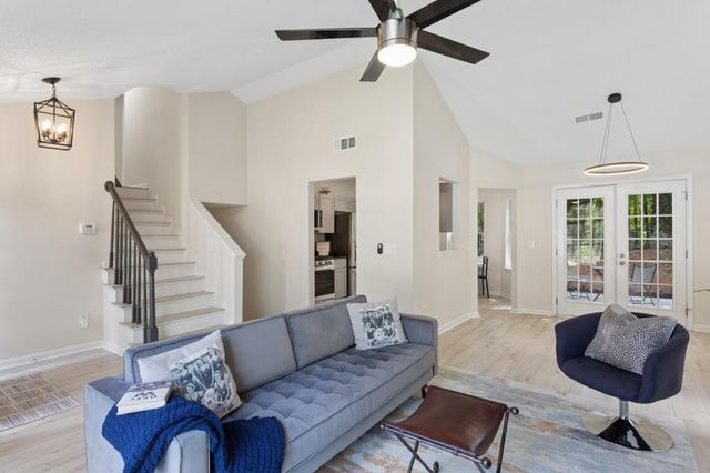 2064 Cherokee Ridge Trail NW, Kennesaw, GA 30144