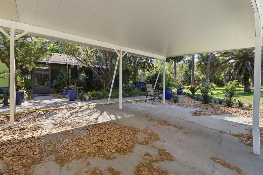 Image 22 of property listing at 8326 W EARL LOOP, Homosassa, FL 34446