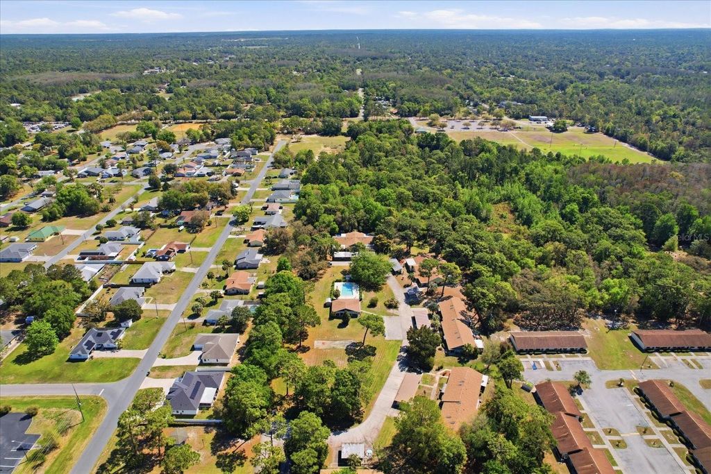 Image 31 of property listing at 8326 W EARL LOOP, Homosassa, FL 34446