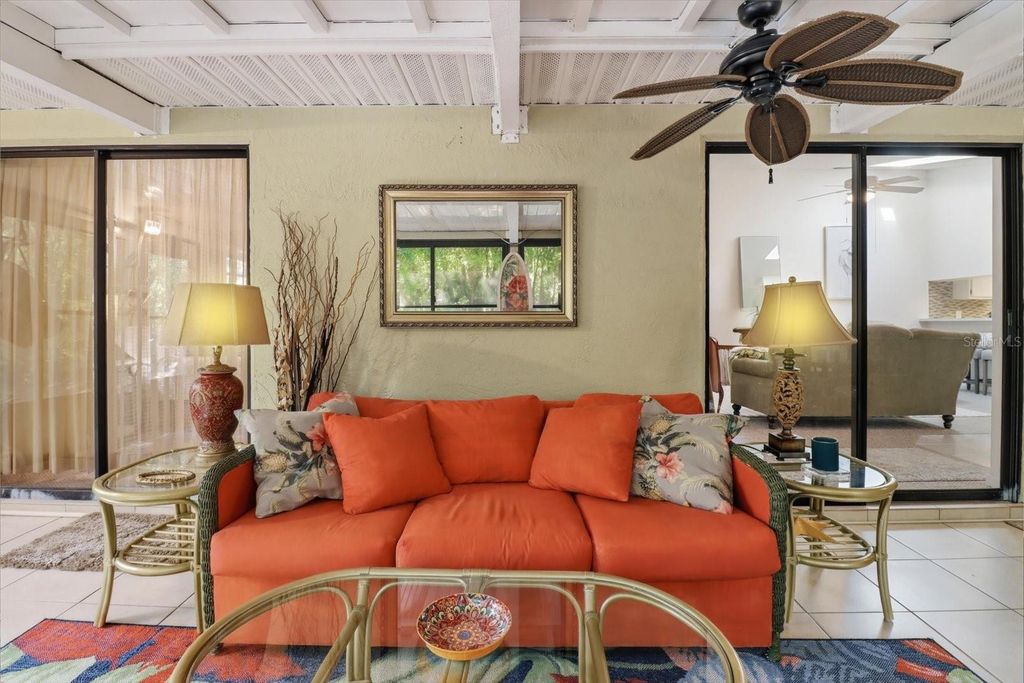 Image 5 of property listing at 8326 W EARL LOOP, Homosassa, FL 34446