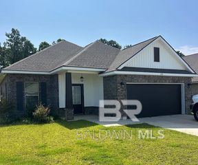 6914 Summerset Drive, Gulf Shores, AL 36542