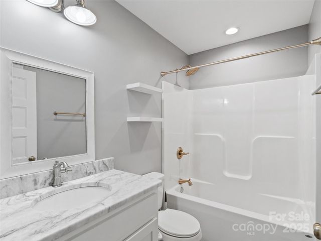 155 Pebble Ridge Road, Spruce Pine, NC 28777