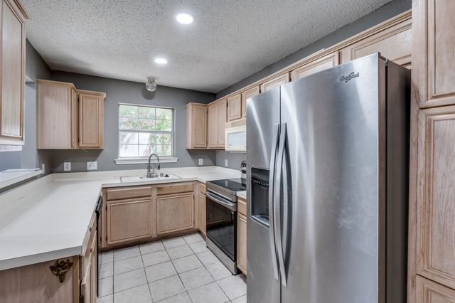 2025 Mallard Drive, Lewisville, TX 75077