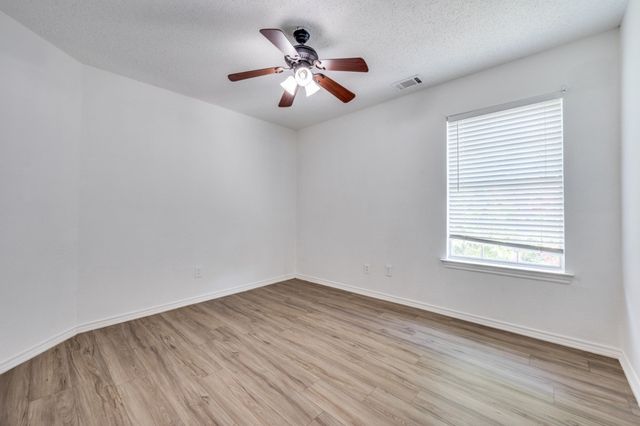 2025 Mallard Drive, Lewisville, TX 75077
