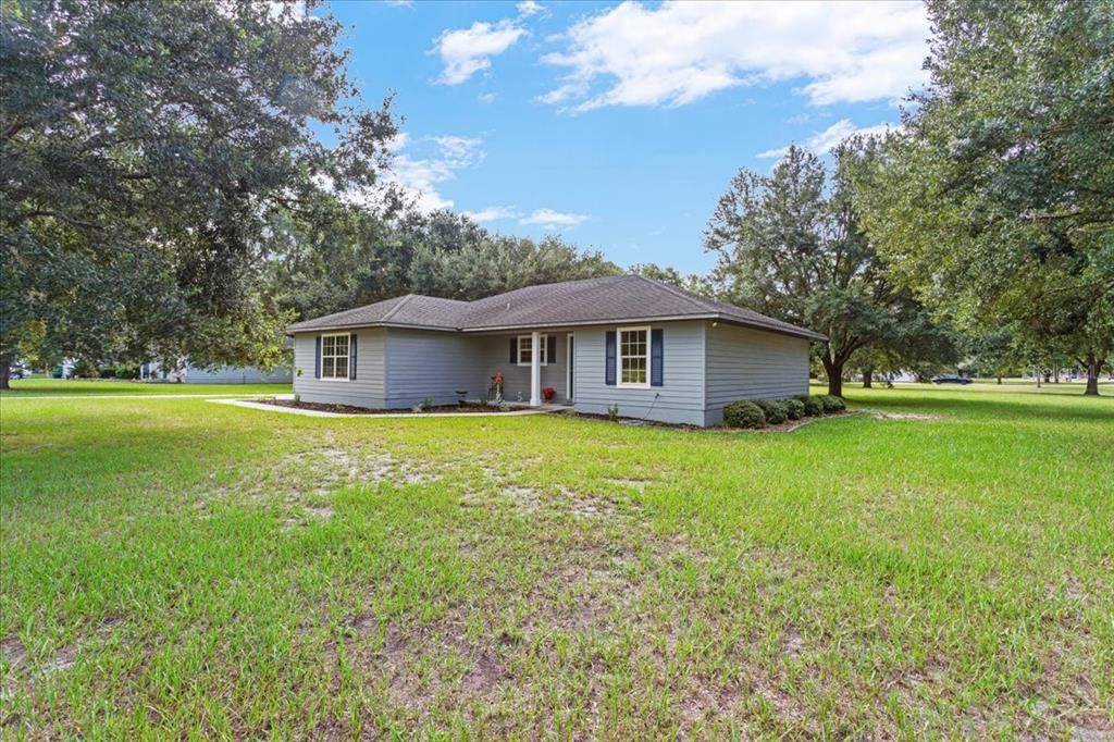 25647 NW 204TH AVENUE, High Springs, FL 32643