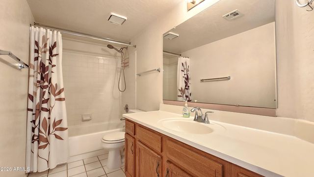 6131 W DESERT COVE Avenue, Glendale, AZ 85304