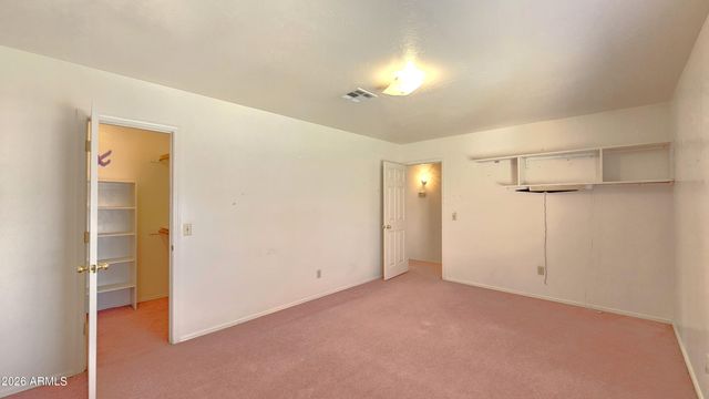 6131 W DESERT COVE Avenue, Glendale, AZ 85304