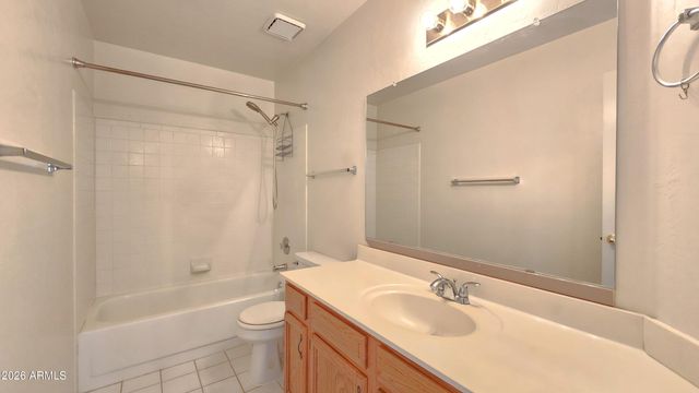 6131 W DESERT COVE Avenue, Glendale, AZ 85304