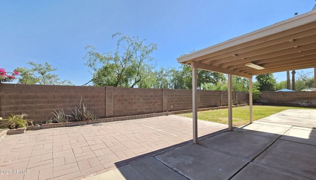 6131 W DESERT COVE Avenue, Glendale, AZ 85304