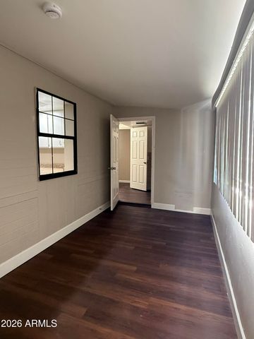 3101 W CORTEZ Avenue, Phoenix, AZ 85029