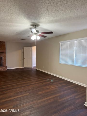 3101 W CORTEZ Avenue, Phoenix, AZ 85029