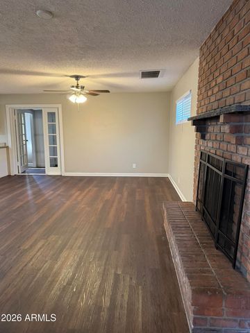 3101 W CORTEZ Avenue, Phoenix, AZ 85029