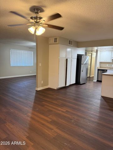 3101 W CORTEZ Avenue, Phoenix, AZ 85029