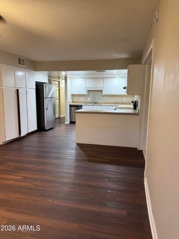 3101 W CORTEZ Avenue, Phoenix, AZ 85029