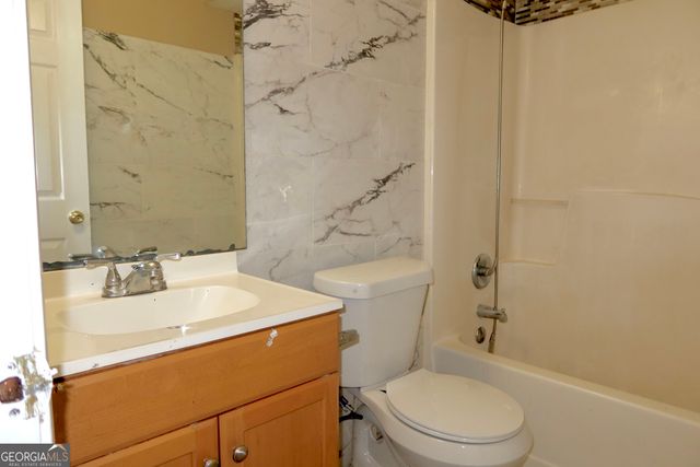 6534 Wellington Chase Court, Lithonia, GA 30058
