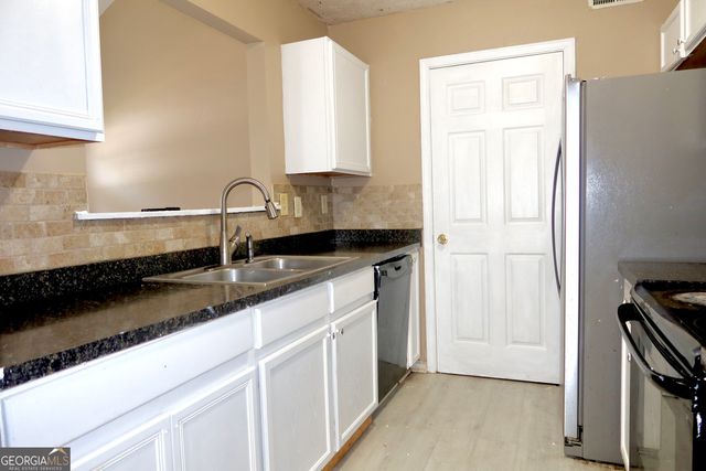 6534 Wellington Chase Court, Lithonia, GA 30058