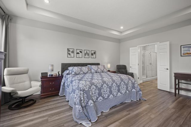 230 Pickerington Ponds Drive, Pickerington, OH 43147