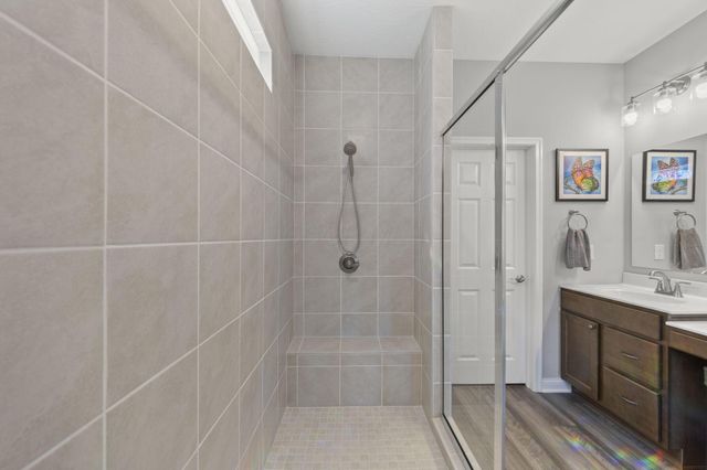 230 Pickerington Ponds Drive, Pickerington, OH 43147