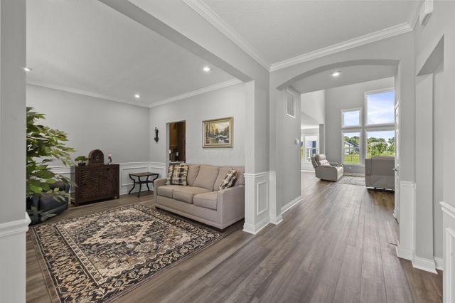 230 Pickerington Ponds Drive, Pickerington, OH 43147