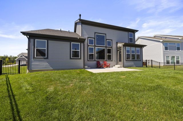 230 Pickerington Ponds Drive, Pickerington, OH 43147