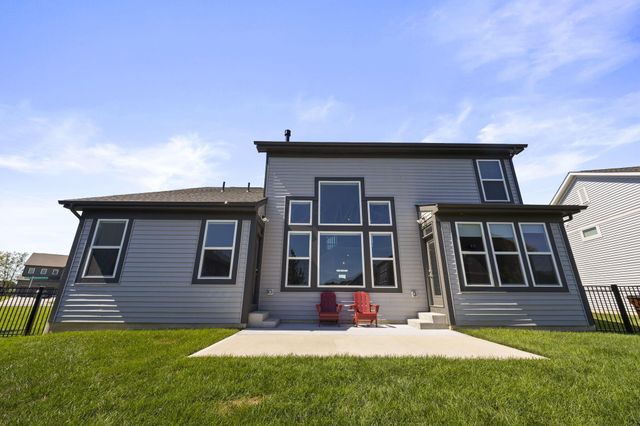 230 Pickerington Ponds Drive, Pickerington, OH 43147