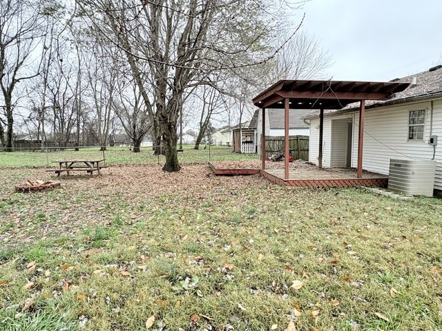 216 New Gritton Ave, Oak Grove, KY 42262