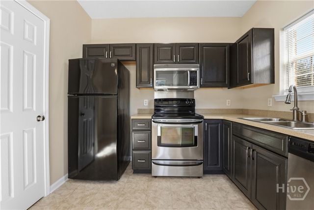 100 Coach House Square, Pooler, GA 31322