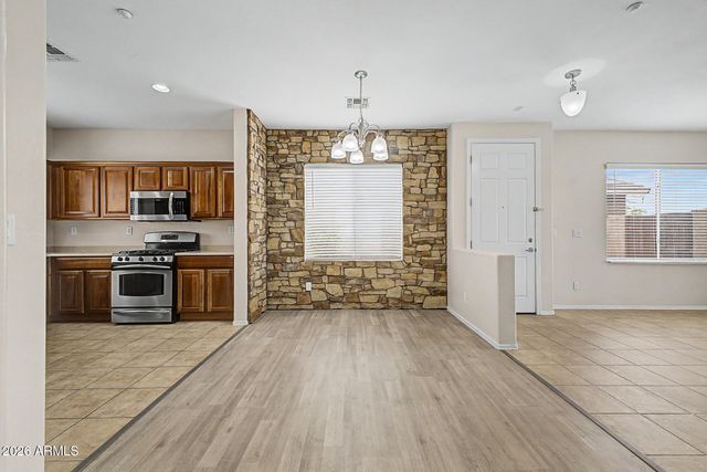 1676 W MORSE Drive, Anthem, AZ 85086
