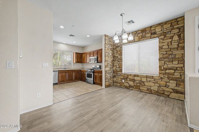 1676 W MORSE Drive, Anthem, AZ 85086