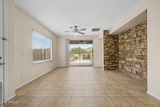 1676 W MORSE Drive, Anthem, AZ 85086