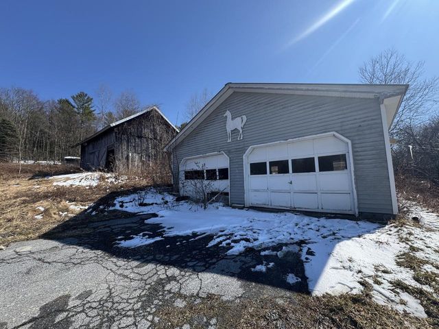 227 Osgood Hill Road, Essex, VT 05452