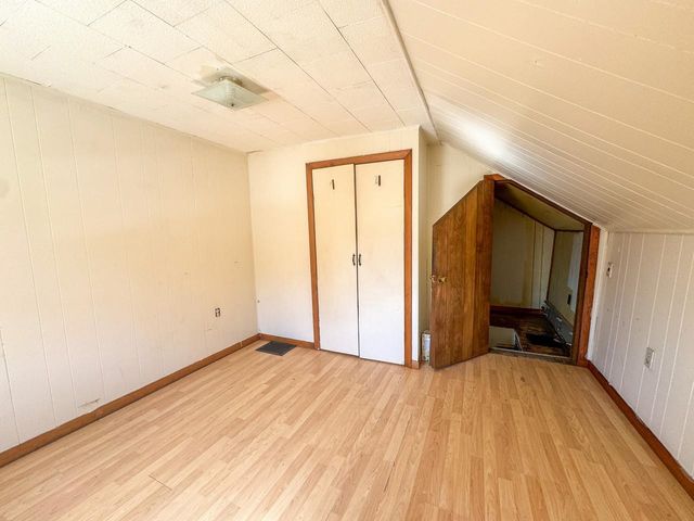 227 Osgood Hill Road, Essex, VT 05452