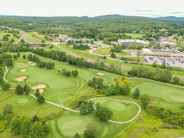 227 Osgood Hill Road, Essex, VT 05452