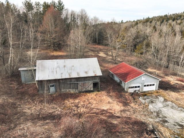 227 Osgood Hill Road, Essex, VT 05452