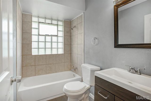 1236 Duenke Drive, Bellefontaine Nghbrs, MO 63137