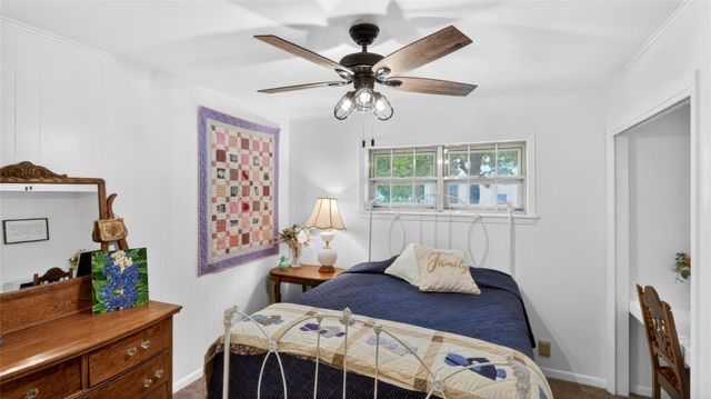 405 N Main Street, Franklin, TX 77856