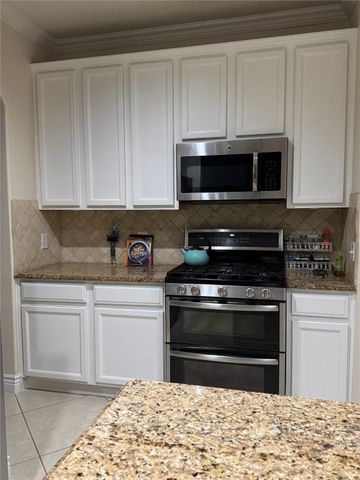 1431 Bonham Parkway, Lantana, TX 76226