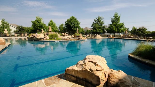 1431 Bonham Parkway, Lantana, TX 76226