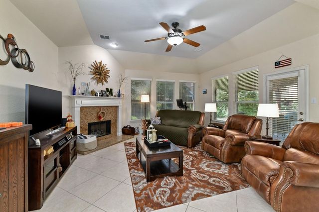 1431 Bonham Parkway, Lantana, TX 76226