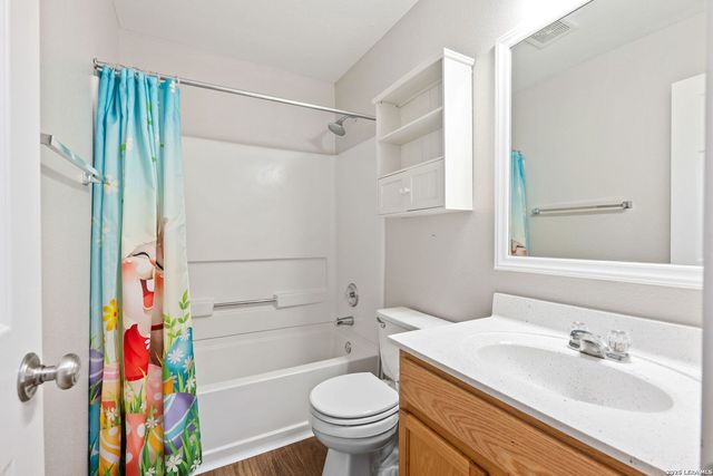 10815 Falling Water, San Antonio, TX 78249
