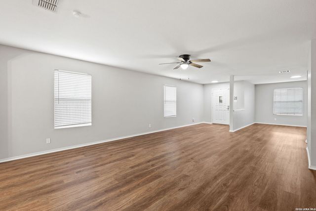 10815 Falling Water, San Antonio, TX 78249
