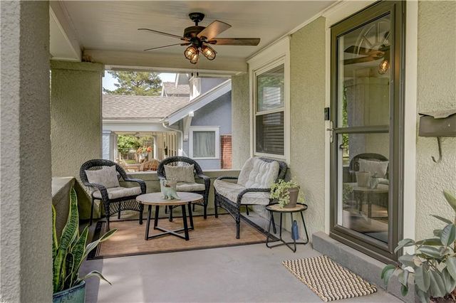 5833 Oak Street, Kansas City, MO 64113